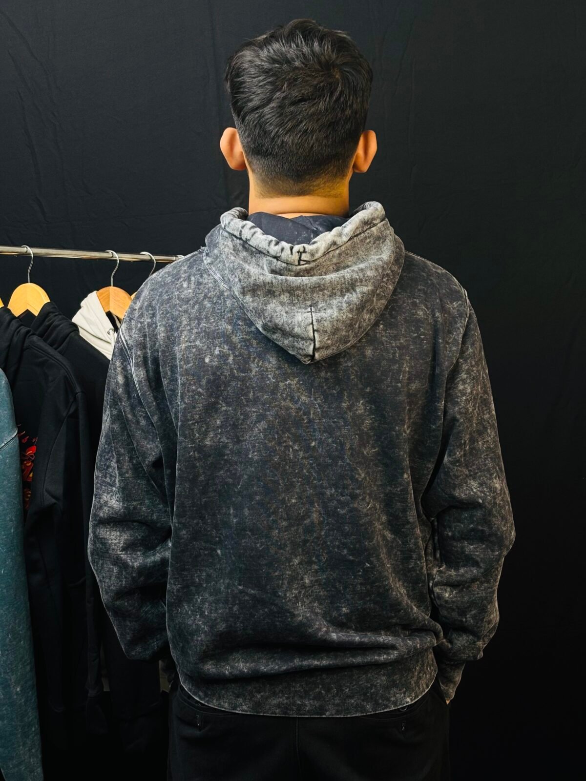 𝗕𝗟𝗔𝗖𝗞 𝗔𝗖𝗜𝗗𝗪𝗔𝗦𝗛 𝗣𝗥𝗘𝗠𝗜𝗨𝗠 𝗛𝗢𝗢𝗗𝗜𝗘 - Image 4